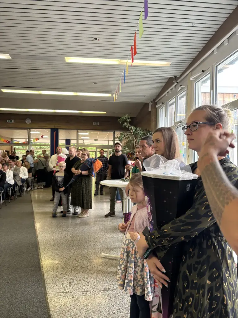 Eltern in der Aula
