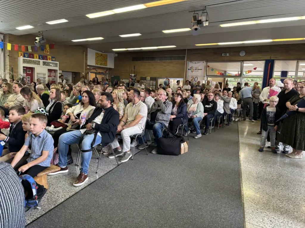 Eltern in der Aula