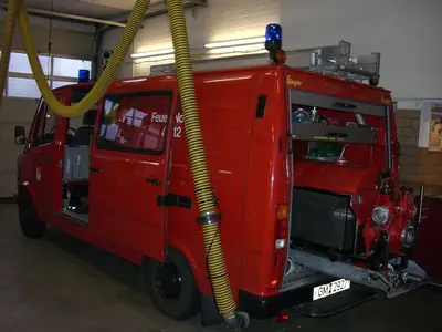 Foto 10 aus der Archivgalerie Feuerwehrbesuch der Klassen 3 (2008)