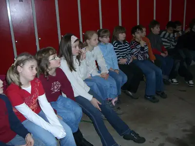 Foto 36 aus der Archivgalerie Feuerwehrbesuch der Klassen 3 (2008)