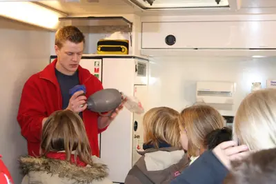 Foto 61 aus der Archivgalerie Das Deutsche Rote Kreuz zu Besuch (2009)