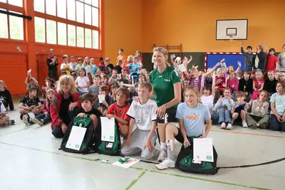 Foto 61 aus der Archivgalerie Hochsprung-Wettkampf mit Heike Henkel (2009)