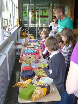 Foto 14 aus der Archivgalerie Herbstfest Klasse 1a (2010)