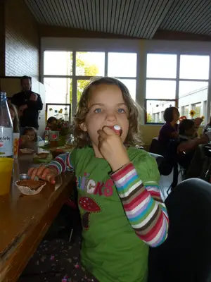 Foto 15 aus der Archivgalerie Herbstfest Klasse 1a (2010)
