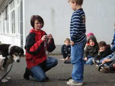 Foto 17 aus der Archivgalerie Hundeschule zu Besuch (2010)