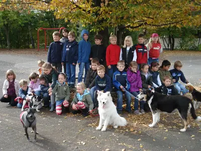 Foto 18 aus der Archivgalerie Hundeschule zu Besuch (2010)