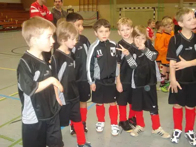 Foto 2 aus der Archivgalerie Stadtmeisterschaften Fußball 2010 (2010)