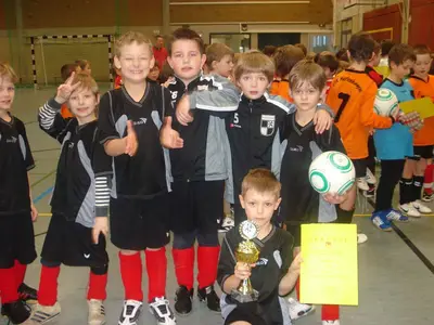 Foto 3 aus der Archivgalerie Stadtmeisterschaften Fußball 2010 (2010)