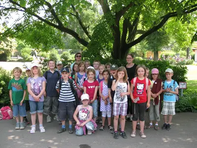 Foto 1 aus der Archivgalerie Zoobesuch der 2. Klassen (2010)