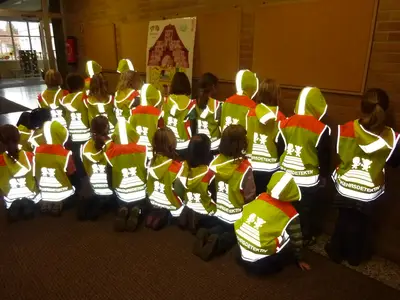 Foto 12 aus der Archivgalerie 49 Schulanfänger leuchten (2011)