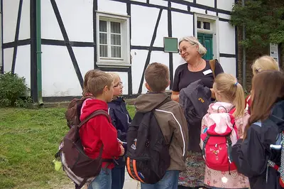 Foto 20 aus der Archivgalerie Besuch der 3. Klassen im Freilichtmuseum (2011)