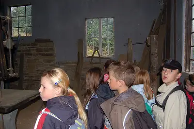 Foto 44 aus der Archivgalerie Besuch der 3. Klassen im Freilichtmuseum (2011)
