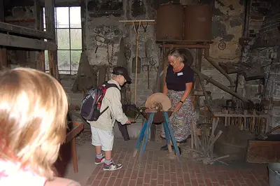 Foto 51 aus der Archivgalerie Besuch der 3. Klassen im Freilichtmuseum (2011)