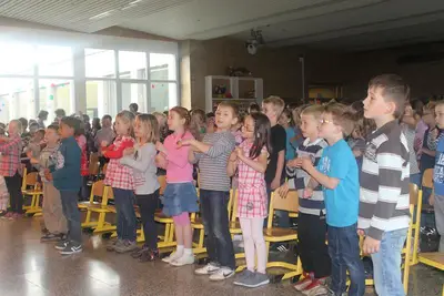Foto 2 aus der Archivgalerie Lachen, Singen, Tanzen mit Reinhard Horn (2011)