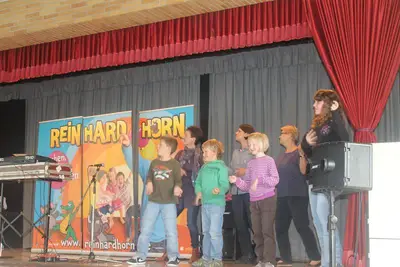 Foto 15 aus der Archivgalerie Lachen, Singen, Tanzen mit Reinhard Horn (2011)
