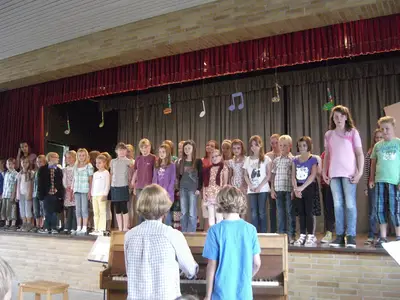 Foto 1 aus der Archivgalerie Simsalasing der Chor-AG (2011)