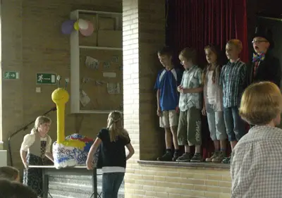 Foto 8 aus der Archivgalerie Simsalasing der Chor-AG (2011)