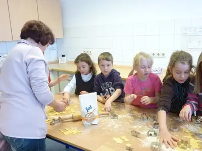 Foto 8 aus der Archivgalerie Weihnachtsbäckerei (2011)