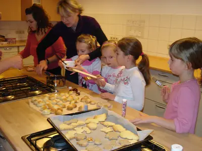 Foto 25 aus der Archivgalerie Weihnachtsbäckerei (2011)