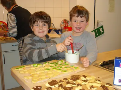 Foto 32 aus der Archivgalerie Weihnachtsbäckerei (2011)
