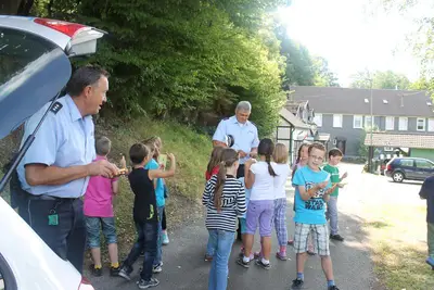 Foto 1 aus der Archivgalerie Aktion Sicherer Schulhof 2012 (2012)