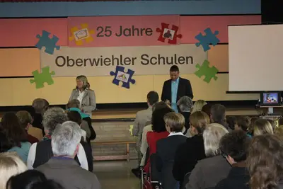 Foto 1 aus der Archivgalerie 25 Jahre Oberwiehler Schulen (2013)