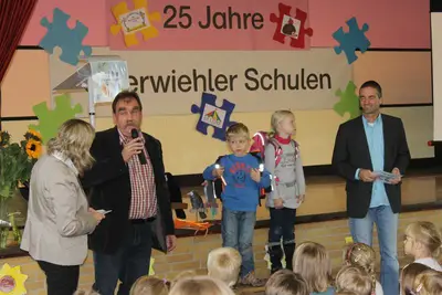 Foto 14 aus der Archivgalerie 25 Jahre Oberwiehler Schulen (2013)