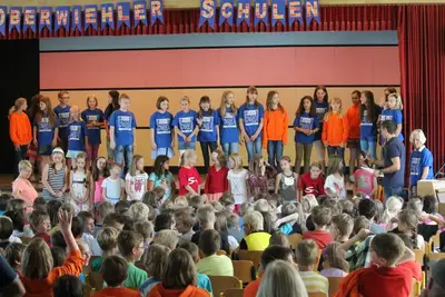 Foto 11 aus der Archivgalerie Der letzte Schultag 2013 / 2014: Wir sagen Adieu! (2013)