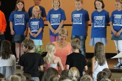 Foto 15 aus der Archivgalerie Der letzte Schultag 2013 / 2014: Wir sagen Adieu! (2013)