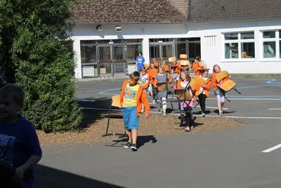 Foto 32 aus der Archivgalerie Der letzte Schultag 2013 / 2014: Wir sagen Adieu! (2013)
