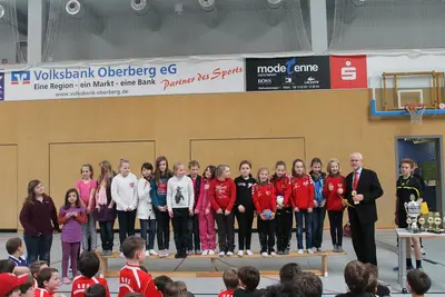 Foto 22 aus der Archivgalerie Endrunde Handballturnier der Grundschulen "Homburgische Gemeinden" (2013)