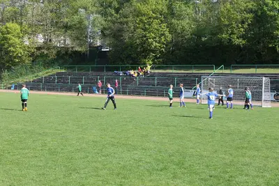 Foto 2 aus der Archivgalerie Fußballturnier Wiehler Grundschulen 2013 (2013)