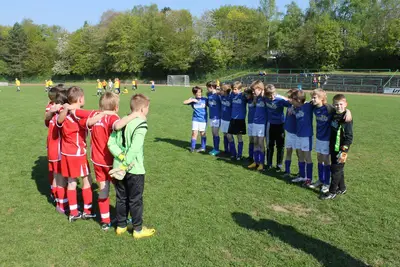 Foto 4 aus der Archivgalerie Fußballturnier Wiehler Grundschulen 2013 (2013)