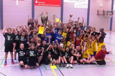 Foto 12 aus der Archivgalerie Handballturnier Wiehler Grundschulen 2013 - Vorrunde (2013)