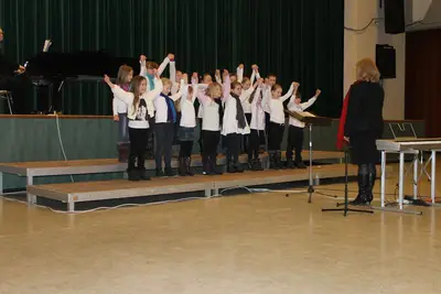 Foto 2 aus der Archivgalerie Jugend musiziert Chor Klasse 2 (2013)