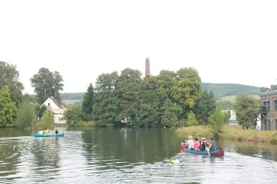 Foto 1 aus der Archivgalerie Kanurennen bei dem Fabrikfest Oberwiehl (2013)