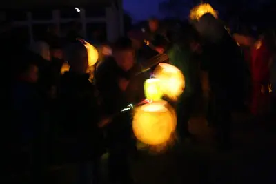 Foto 17 aus der Archivgalerie Martinsumzug 2013 der Grundschule Oberwiehl (2013)