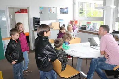Foto 6 aus der Archivgalerie Patenrallye der Schulanfänger (2013)