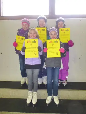 Foto 19 aus der Archivgalerie Stadtmeisterschaften Eislaufen für Grundschulen (2013)