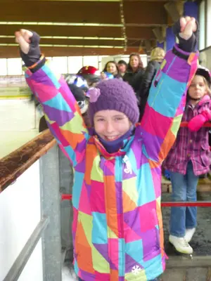 Foto 22 aus der Archivgalerie Stadtmeisterschaften Eislaufen für Grundschulen (2013)