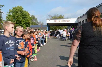 Foto 4 aus der Archivgalerie Einschulung Grundschule Oberwiehl 2014 (2014)