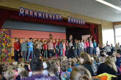 Foto 7 aus der Archivgalerie Einschulung Grundschule Oberwiehl 2014 (2014)
