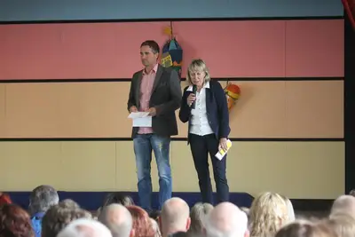 Foto 11 aus der Archivgalerie Einschulung Grundschule Oberwiehl 2014 (2014)