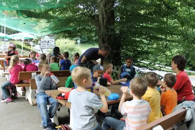 Foto 26 aus der Archivgalerie Gang zur Tropfsteinhöhle Klassen 1 (2014)