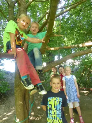 Foto 23 aus der Archivgalerie Klassenfest Klassen 1 (2014)