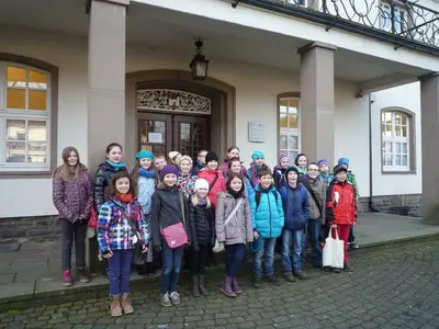 Foto 1 aus der Archivgalerie Rathausbesuch Klasse 4 (2014)