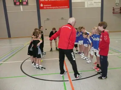 Foto 1 aus der Archivgalerie Stadtmeisterschaften Wiehler Grundschulen im Handball - Vorrunde (2014)