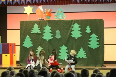 Foto 11 aus der Archivgalerie Weihnachtsfeier 2014 (2014)