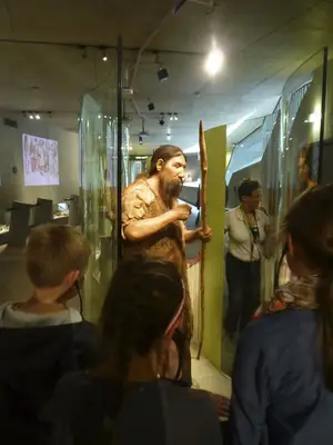 Foto 6 aus der Archivgalerie Zeitreise in die Steinzeit (2014)