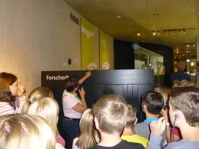 Foto 9 aus der Archivgalerie Zeitreise in die Steinzeit (2014)